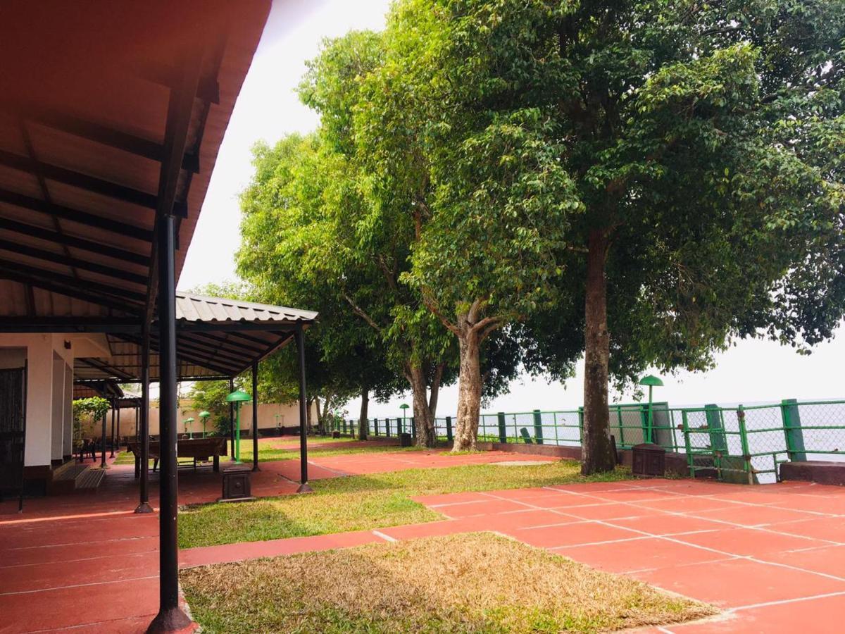 Illikkalam Lakeside 3* Kumarakom