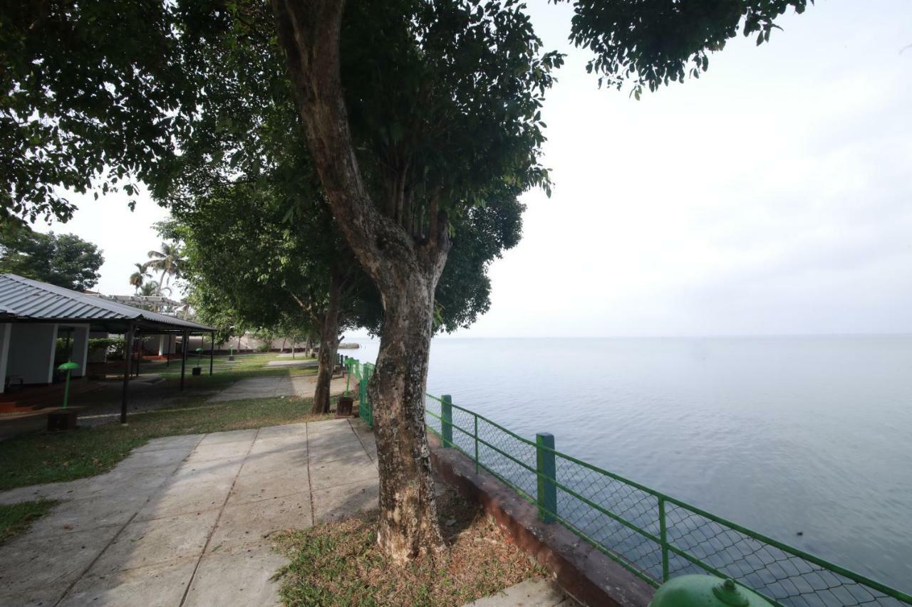 Illikkalam Lakeside 3* Kumarakom